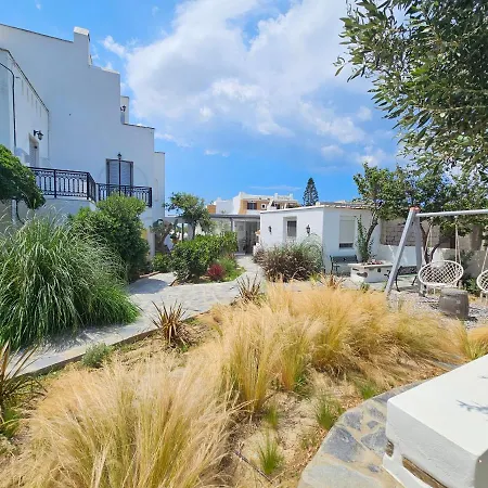 מלון דירות Sunlight Naxos 4*